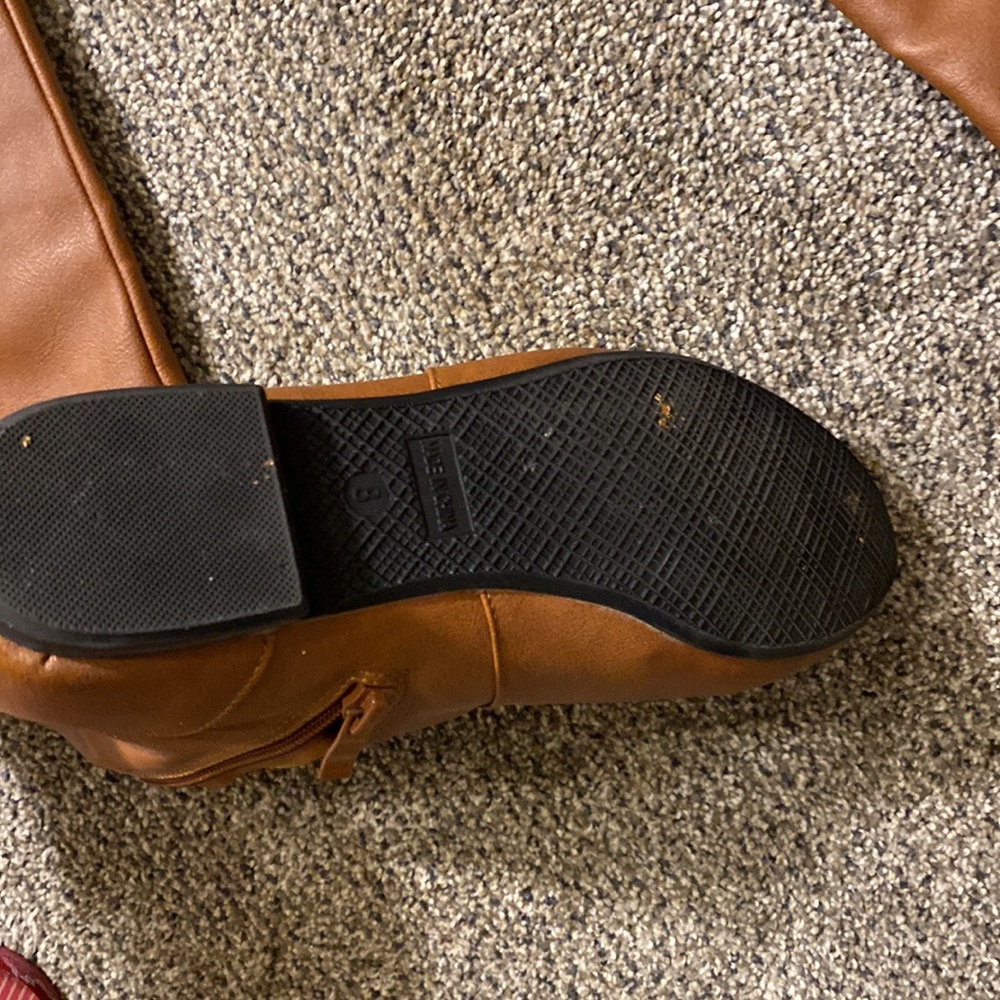 Used knee high boot - Picture 5 of 10